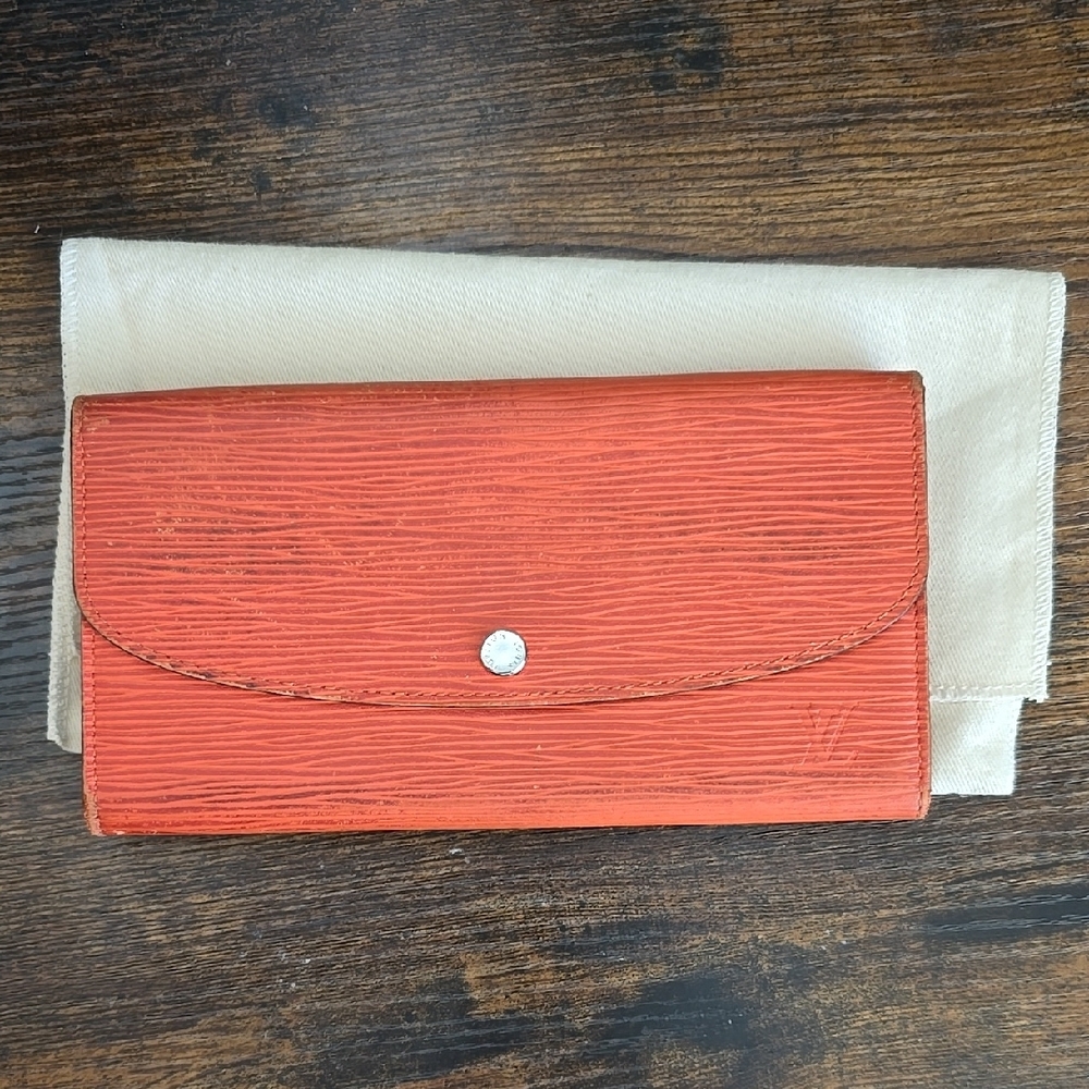 Louis Vuitton Orange Epi Emilie Wallet - Picture 2 of 16